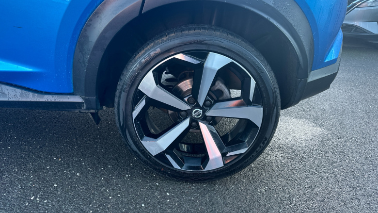 Nissan Juke 1.0 DiG-T 114 Tekna 5dr Petrol Hatchback